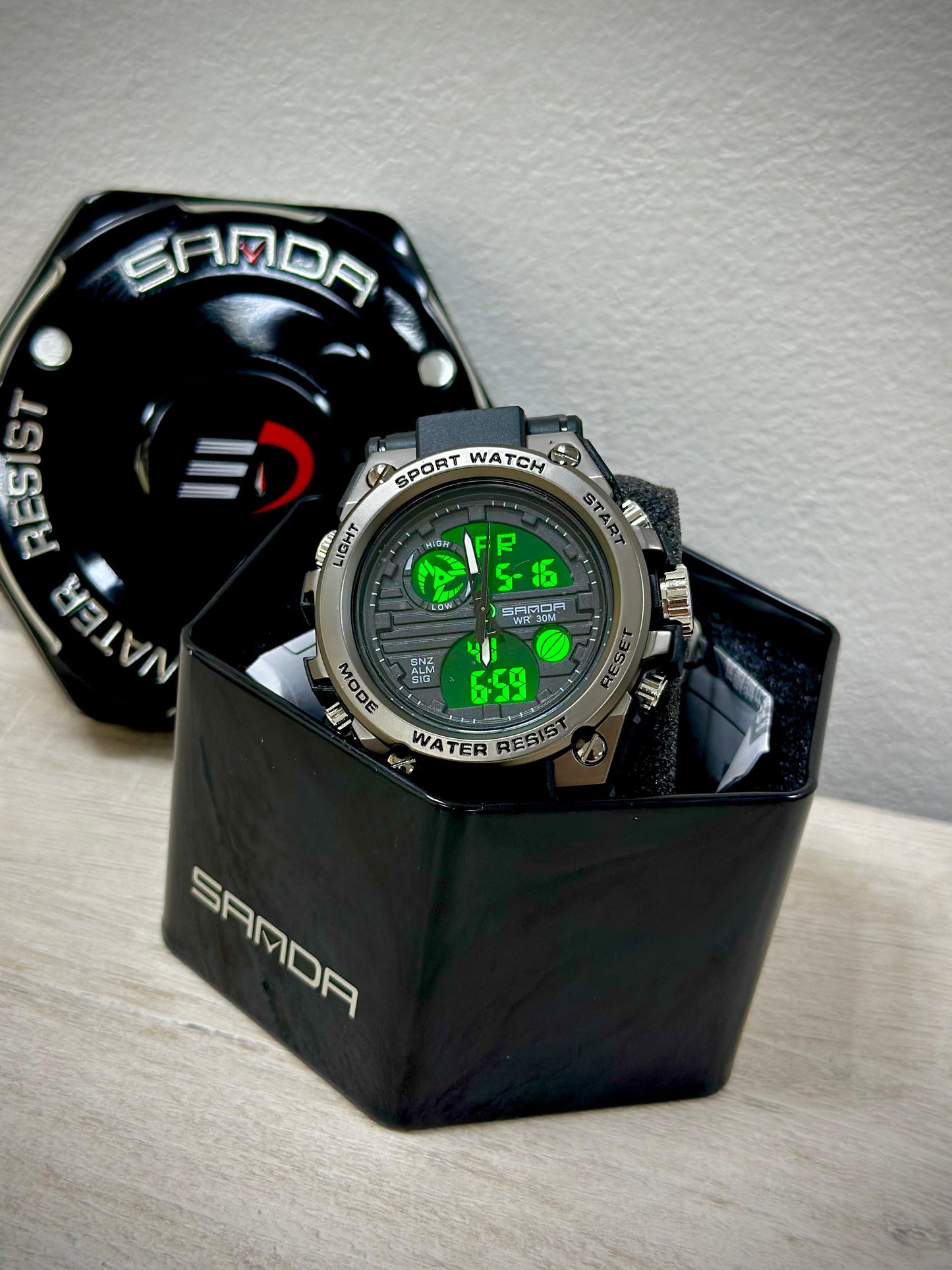 Gray helmet for bikers